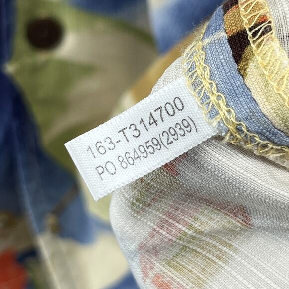 TOMMY BAHAMA Shirt Men L Silk Camp Hawaiian Cocktails Guitar Bartender Camp - Picture 12 of 16